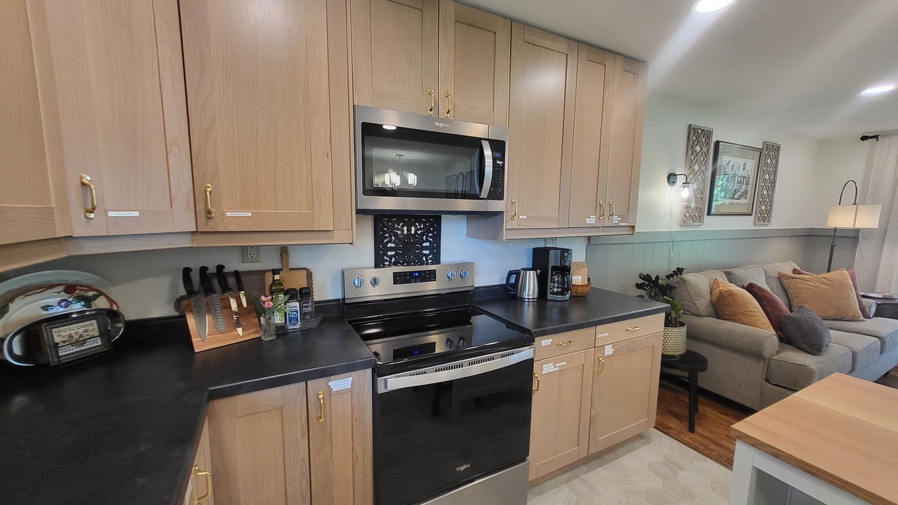 Photo of Kitchen in Groveland