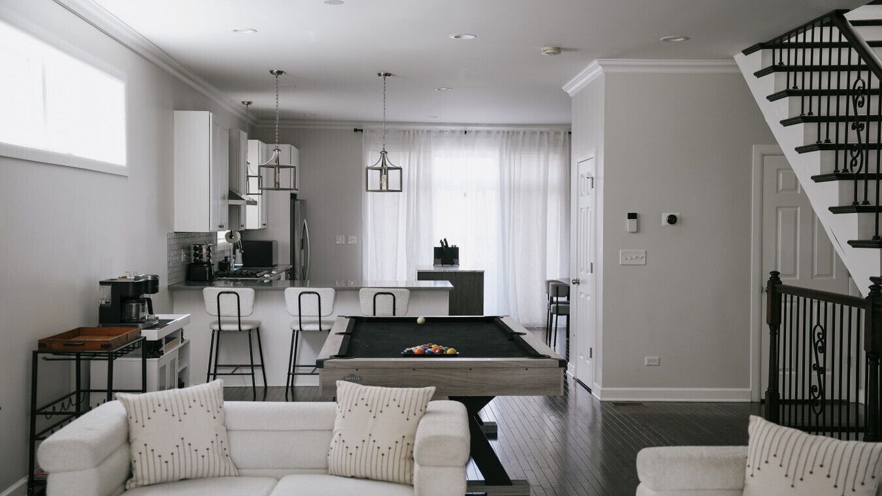Photo of Livingroom in Belmont Cragin