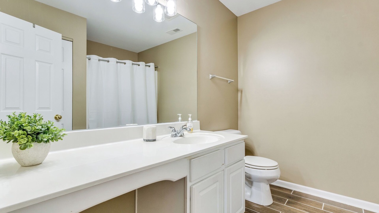 Photo of Bathroom in Bolingbrook