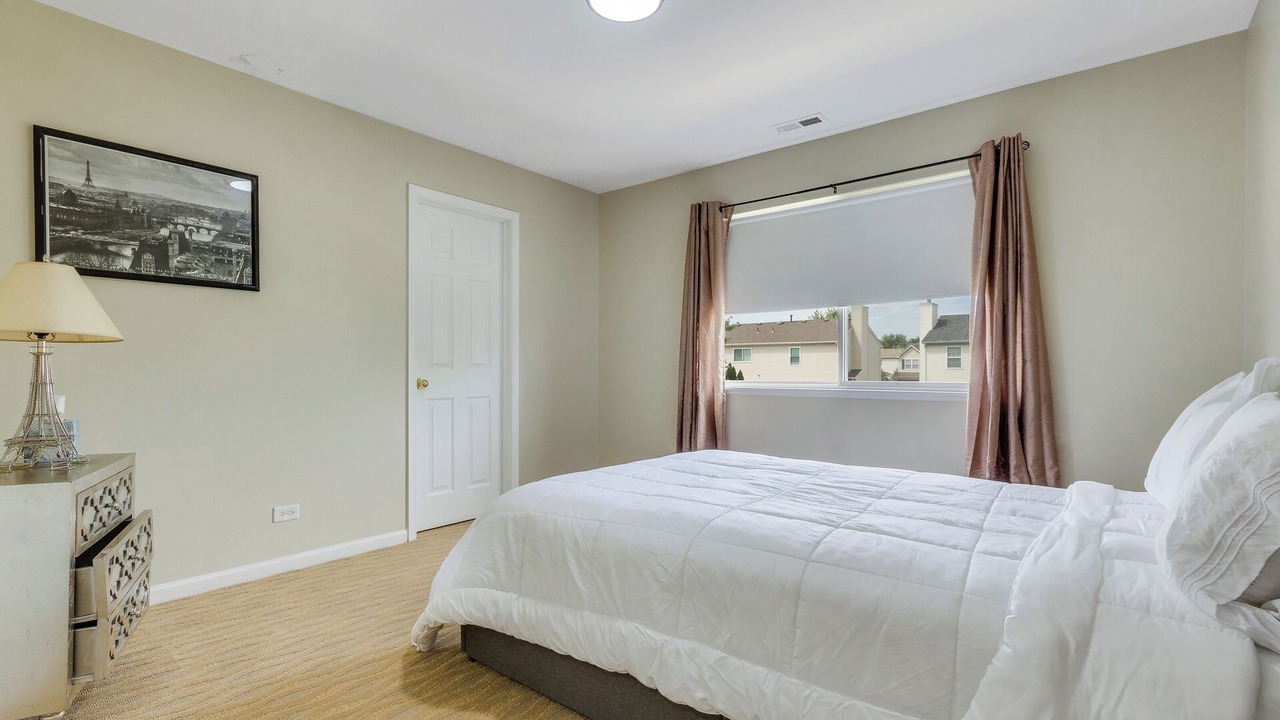 Photo of Bedroom in Bolingbrook