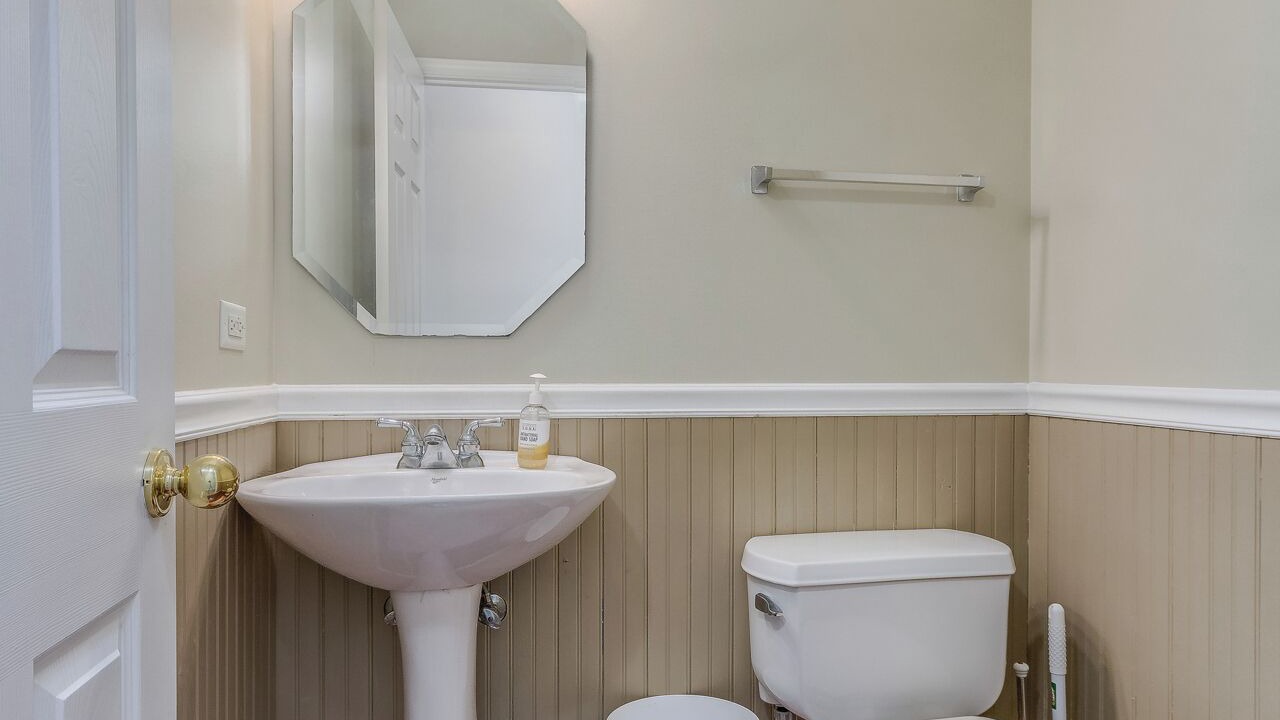 Photo of Bathroom in Bolingbrook