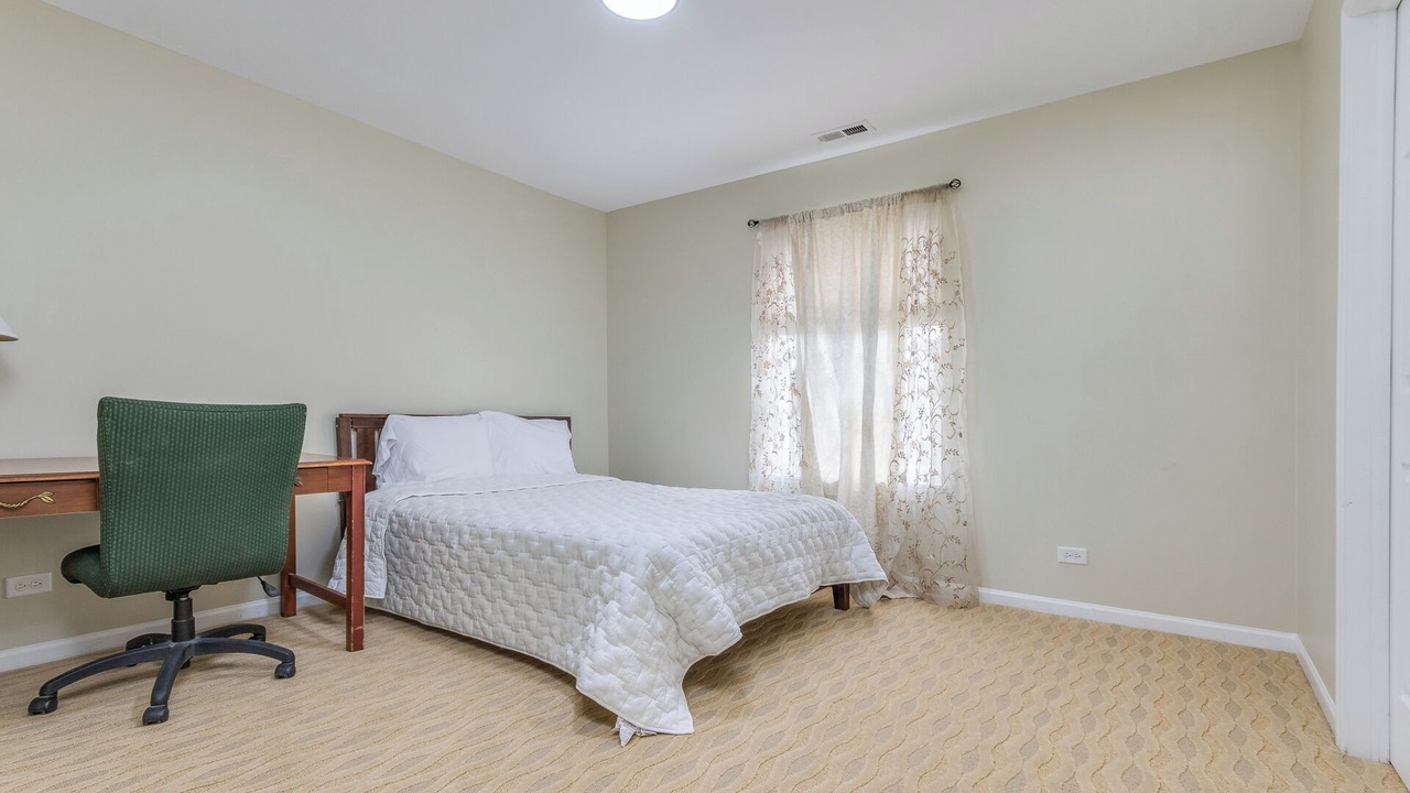 Photo of Bedroom in Bolingbrook