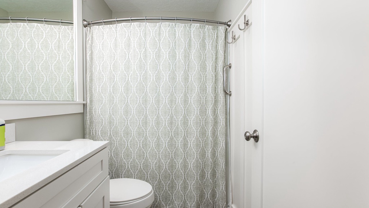 Photo of Bathroom in Manteno