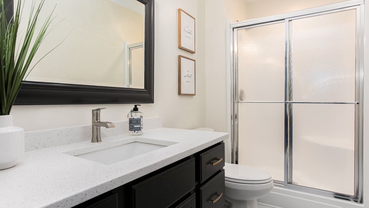 Photo of Bathroom in Manteno