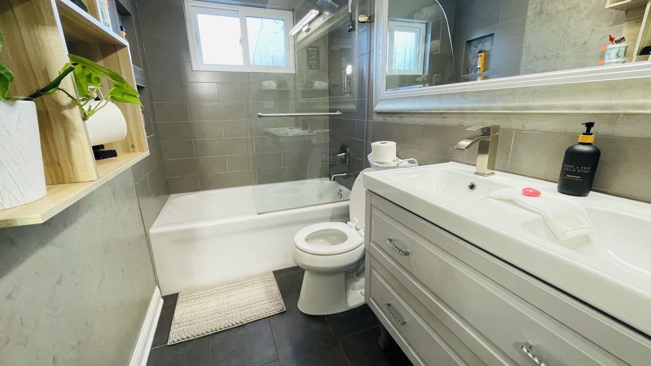 Photo of Bathroom in Wasco