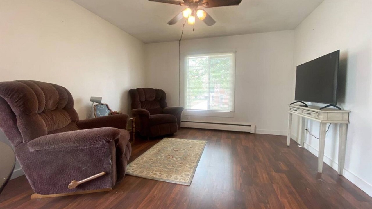 Photo of Bedroom in Normal