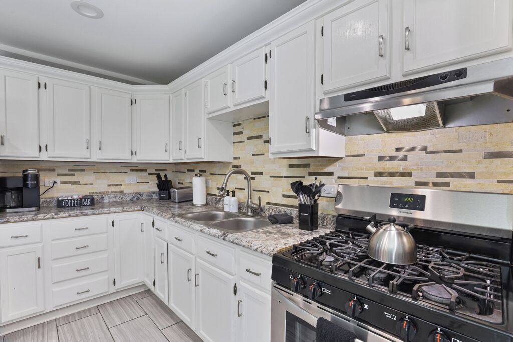 Photo of Kitchen in Romeoville