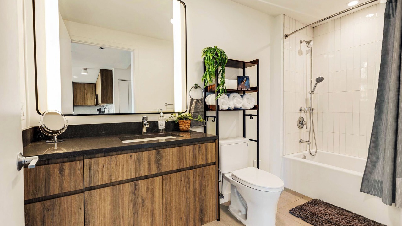 Photo of Bathroom in River West