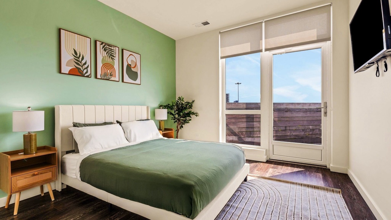 Photo of Bedroom in River West
