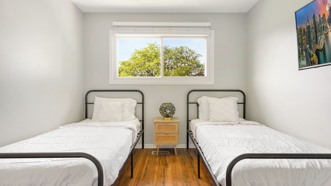 Photo of Bedroom in Roselle