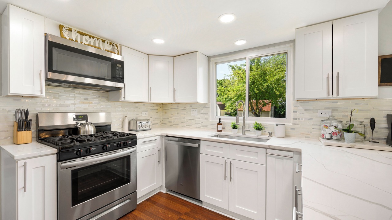 Photo of Kitchen in Roselle