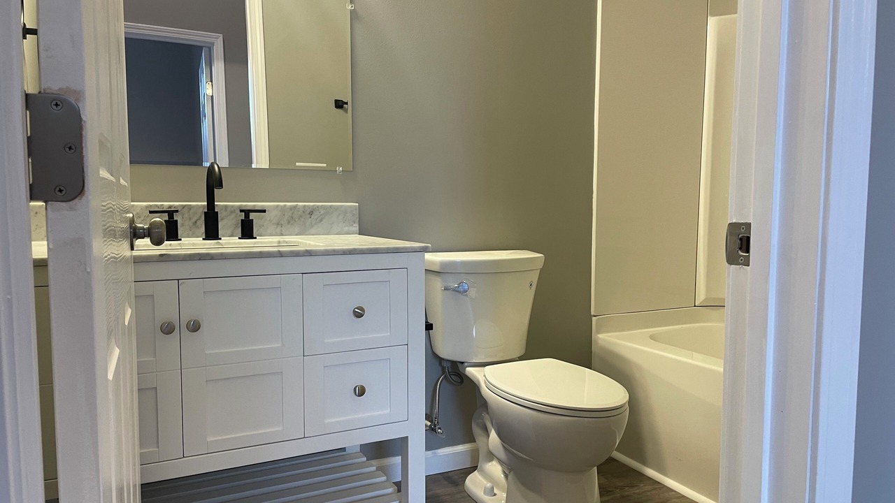 Photo of Bathroom in Millstadt