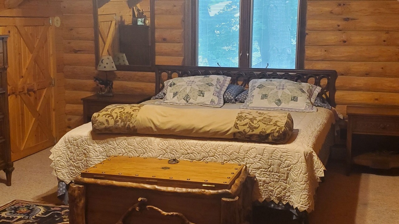 Photo of Bedroom in Springfield