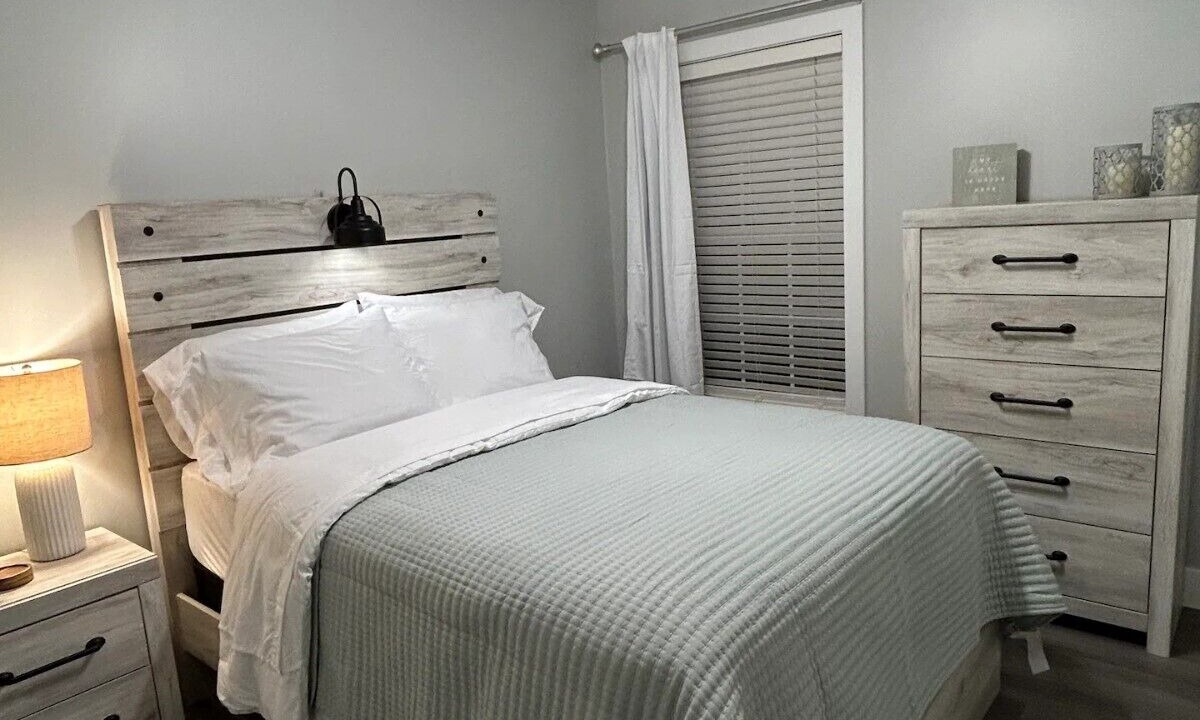 Photo of Bedroom in Quincy