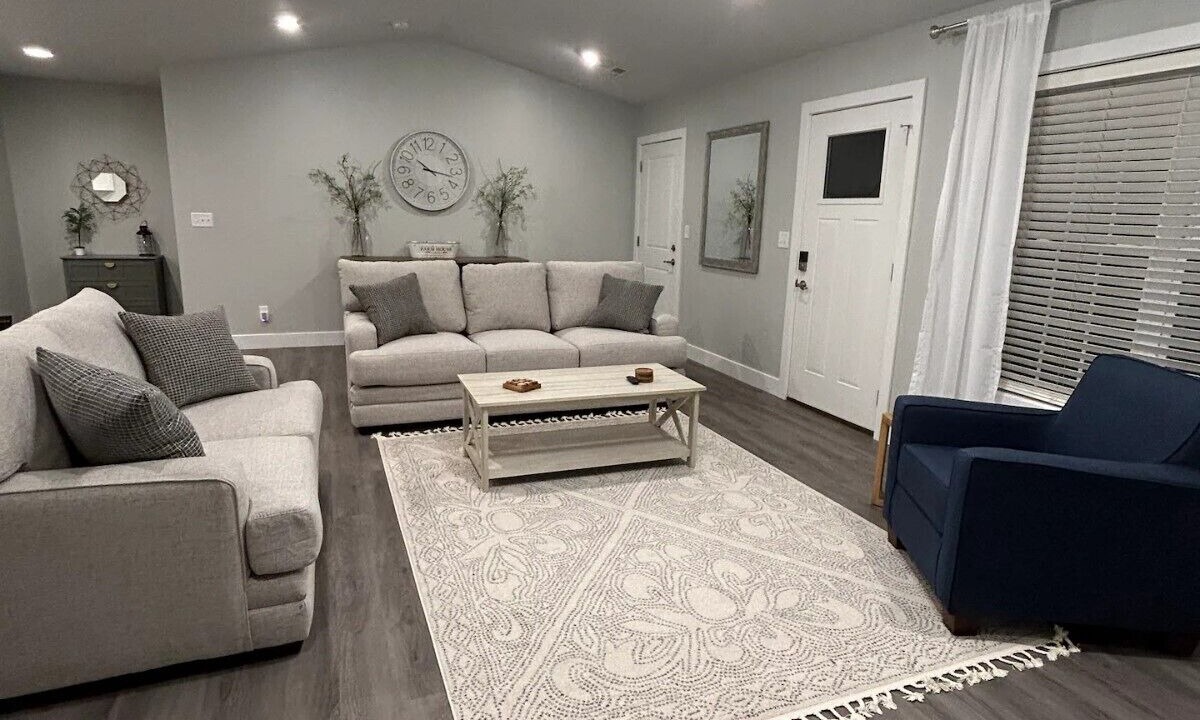 Photo of Livingroom in Quincy