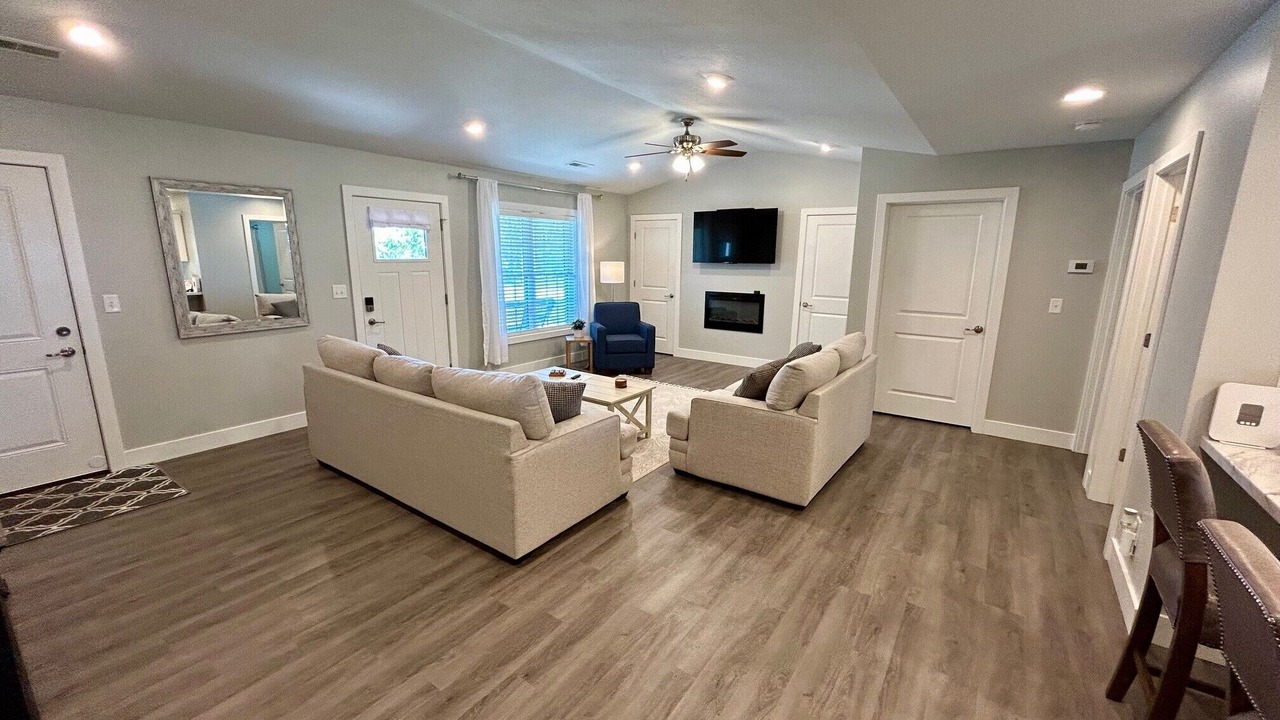 Photo of Livingroom in Quincy