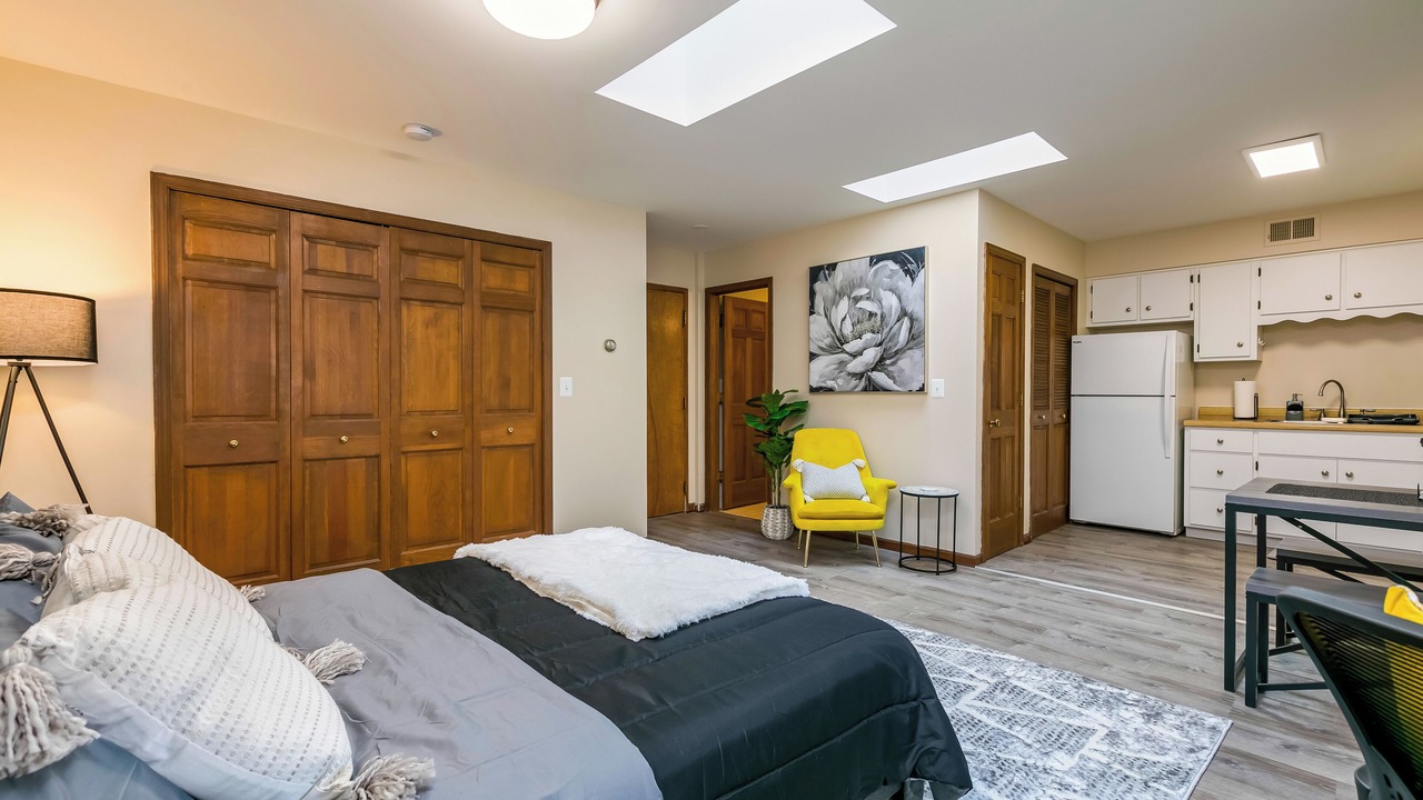 Photo of Bedroom in Highland Park