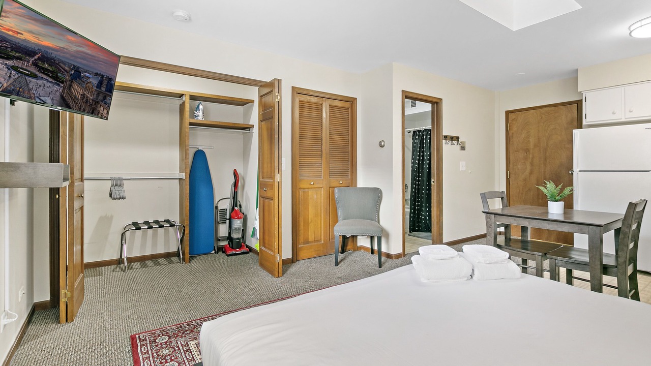 Photo of Bedroom in Highland Park