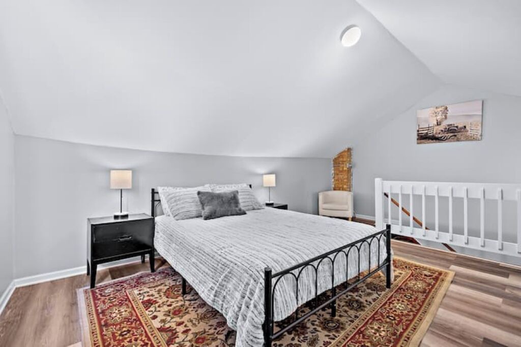 Photo of Bedroom in Waukegan