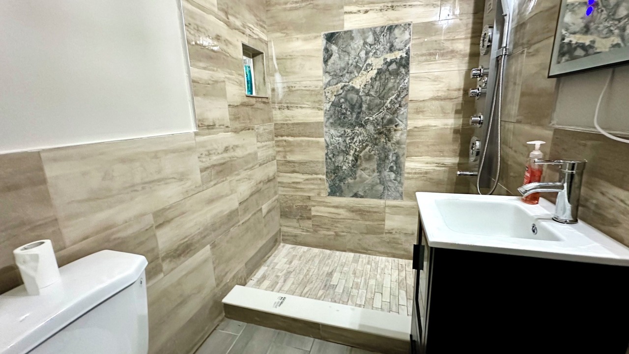 Photo of Bathroom in North Chicago