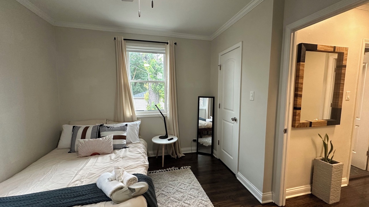 Photo of Bedroom in South Shore