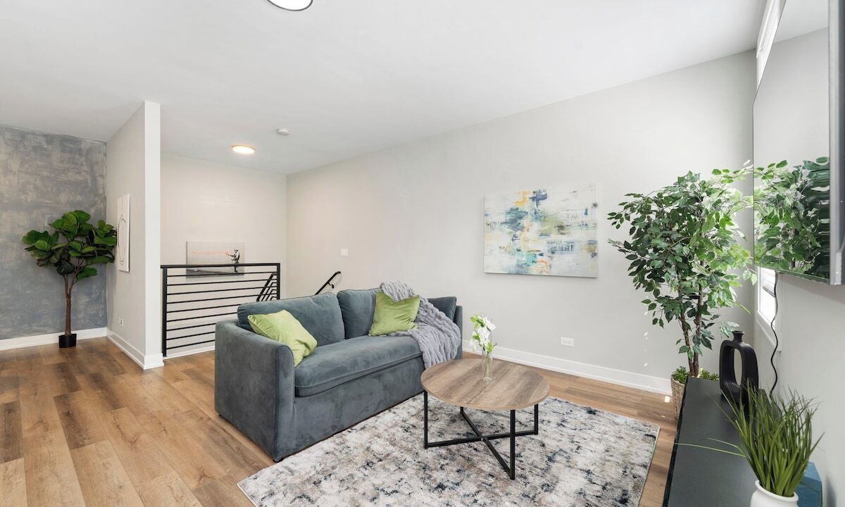 Photo of Livingroom in Lower West Side