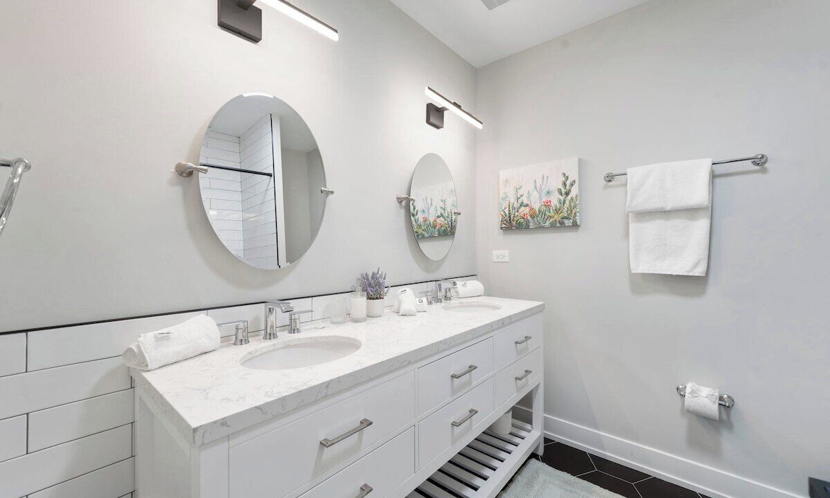 Photo of Bathroom in Lower West Side