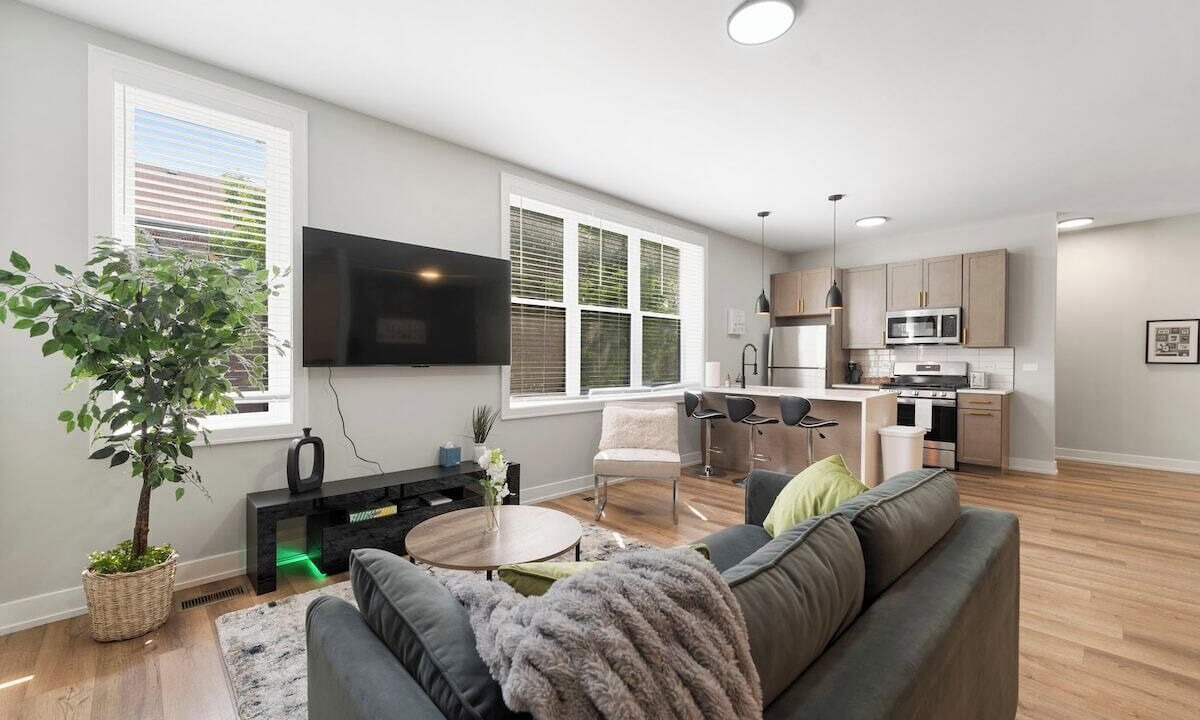 Photo of Livingroom in Lower West Side