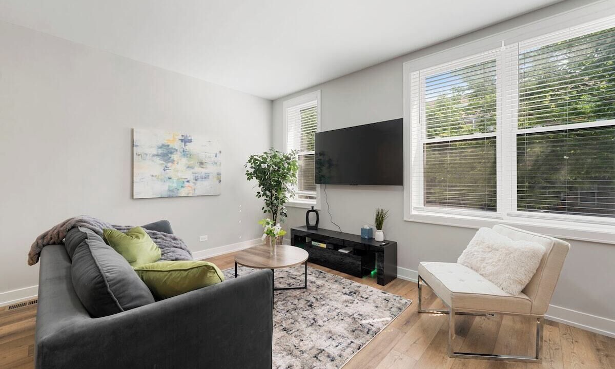 Photo of Livingroom in Lower West Side