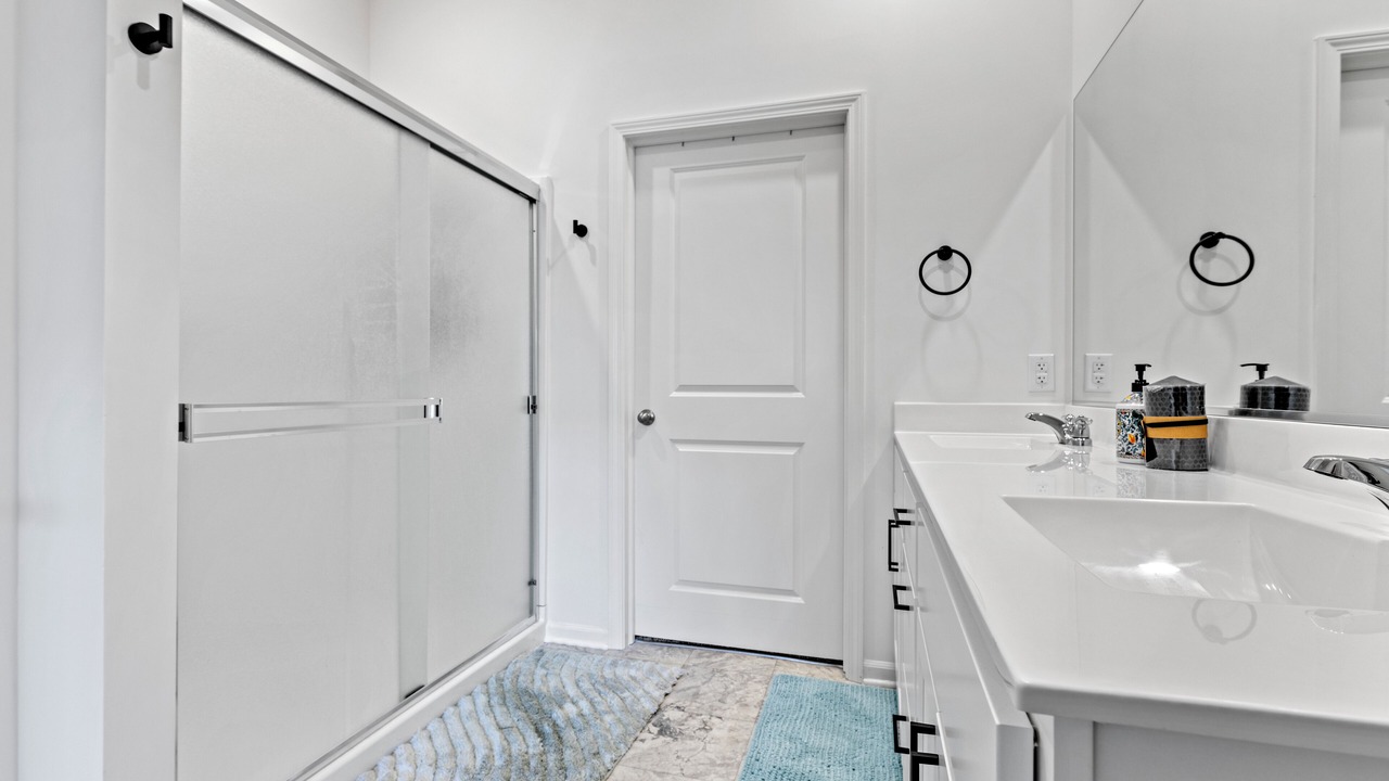 Photo of Bathroom in Solon Mills