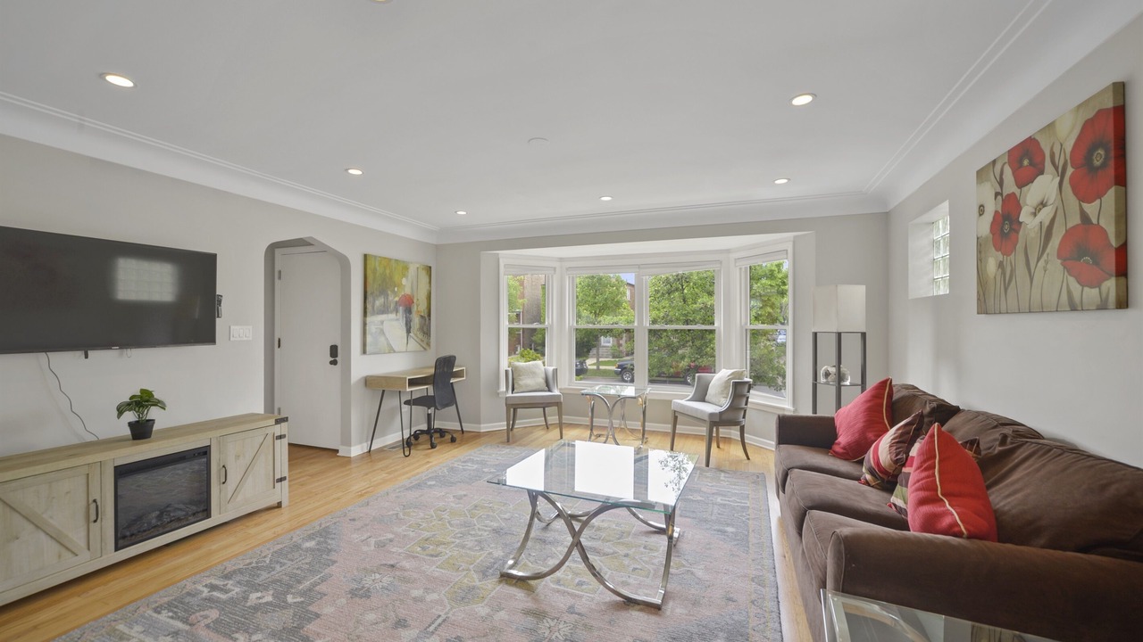 Photo of Livingroom in Cragin