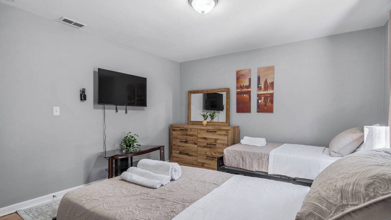 Photo of Bedroom in Cragin