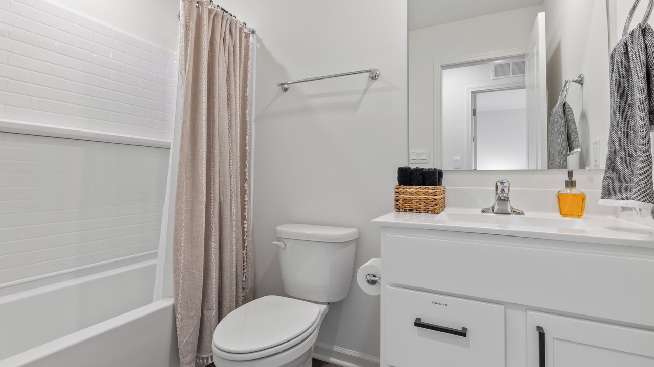 Photo of Bathroom in Solon Mills