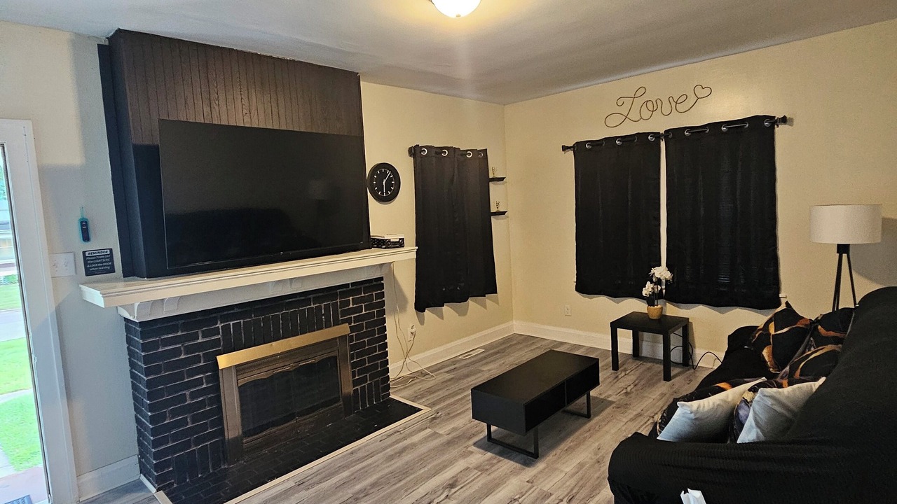 Photo of Livingroom in Danville