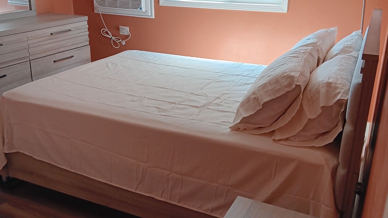 Photo of Bedroom in Garfield Ridge