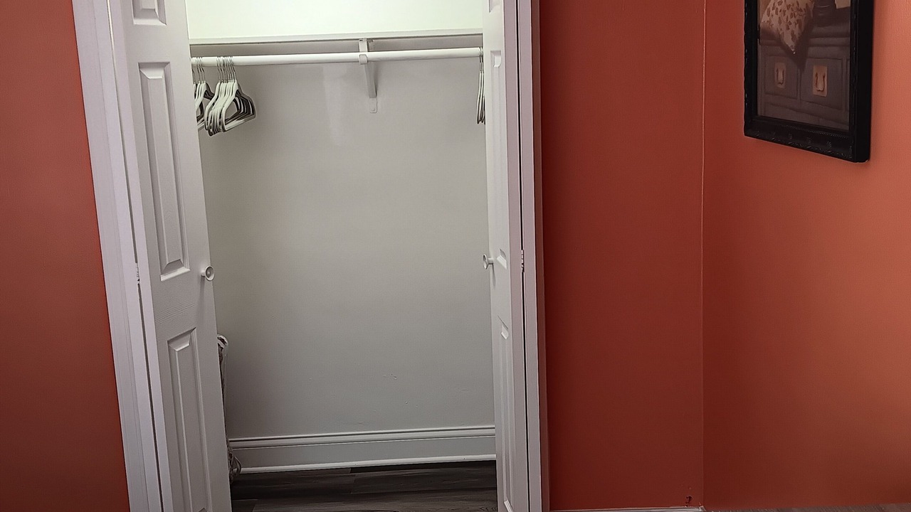 Photo of Bedroom in Garfield Ridge