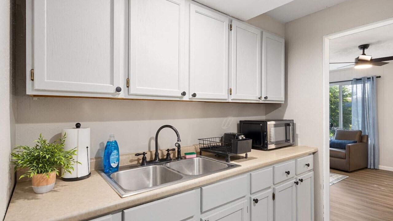 Photo of Kitchen in Groveland