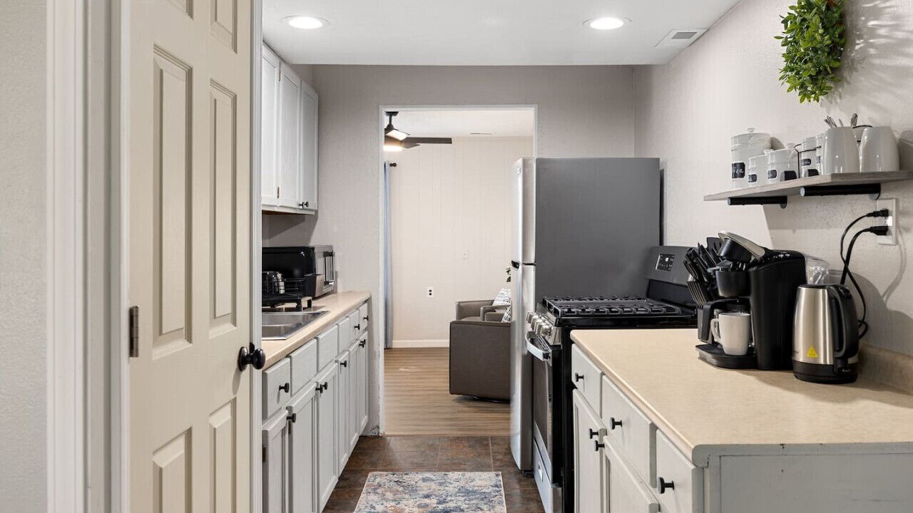Photo of Kitchen in Groveland