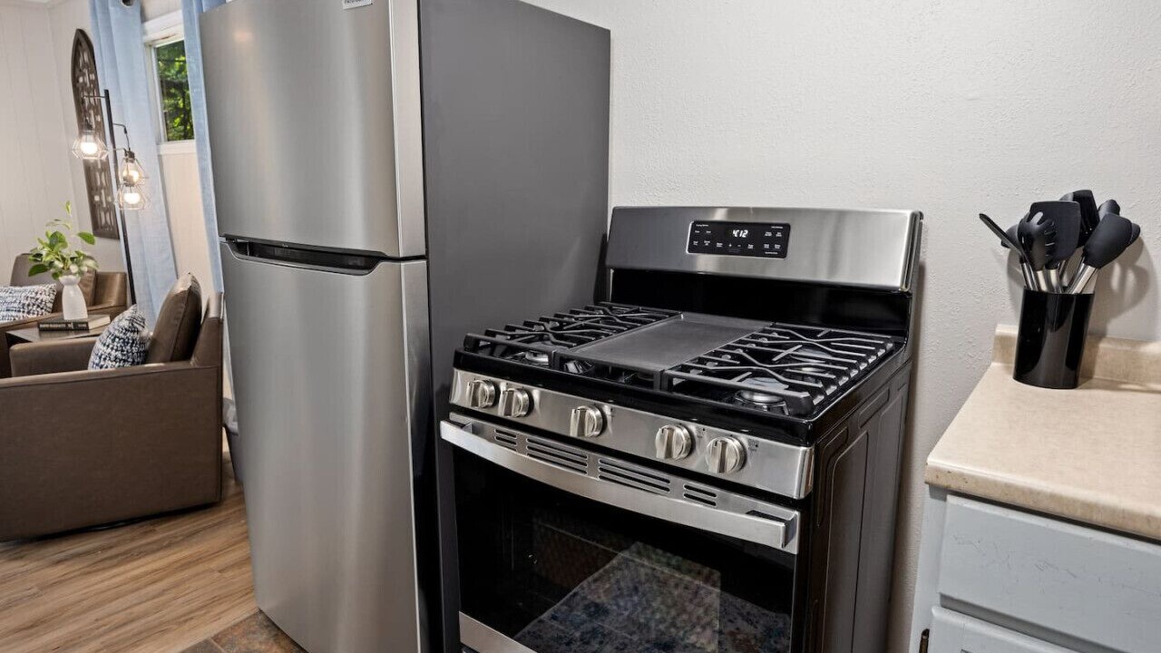 Photo of Kitchen in Groveland