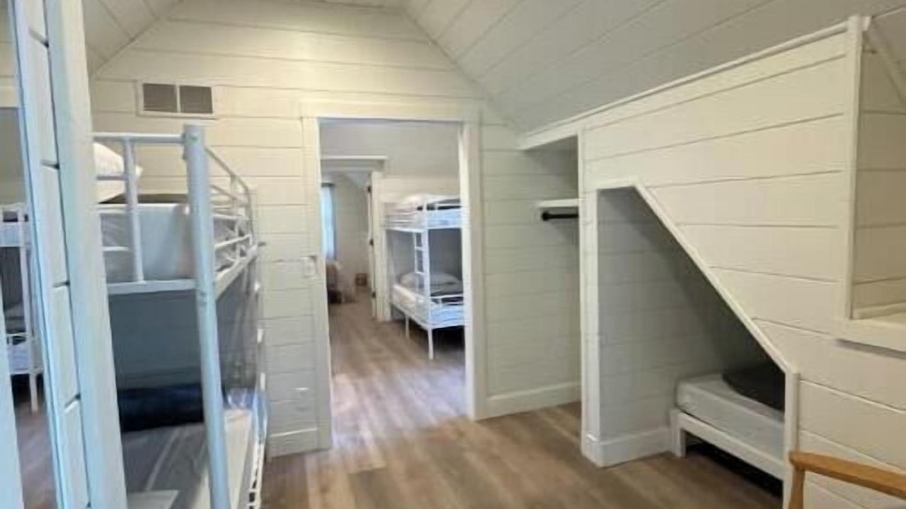Photo of Bedroom in Laura