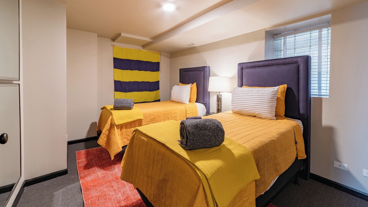 Photo of Bedroom in North Center