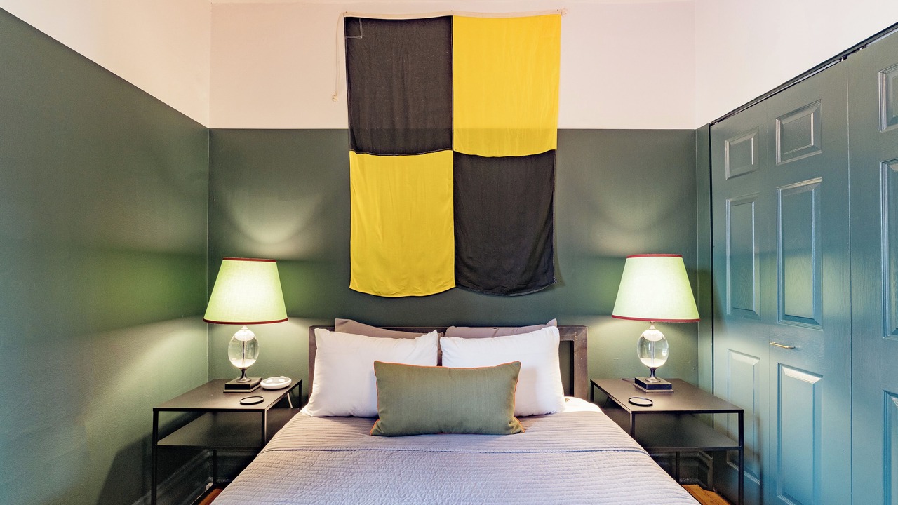 Photo of Bedroom in North Center