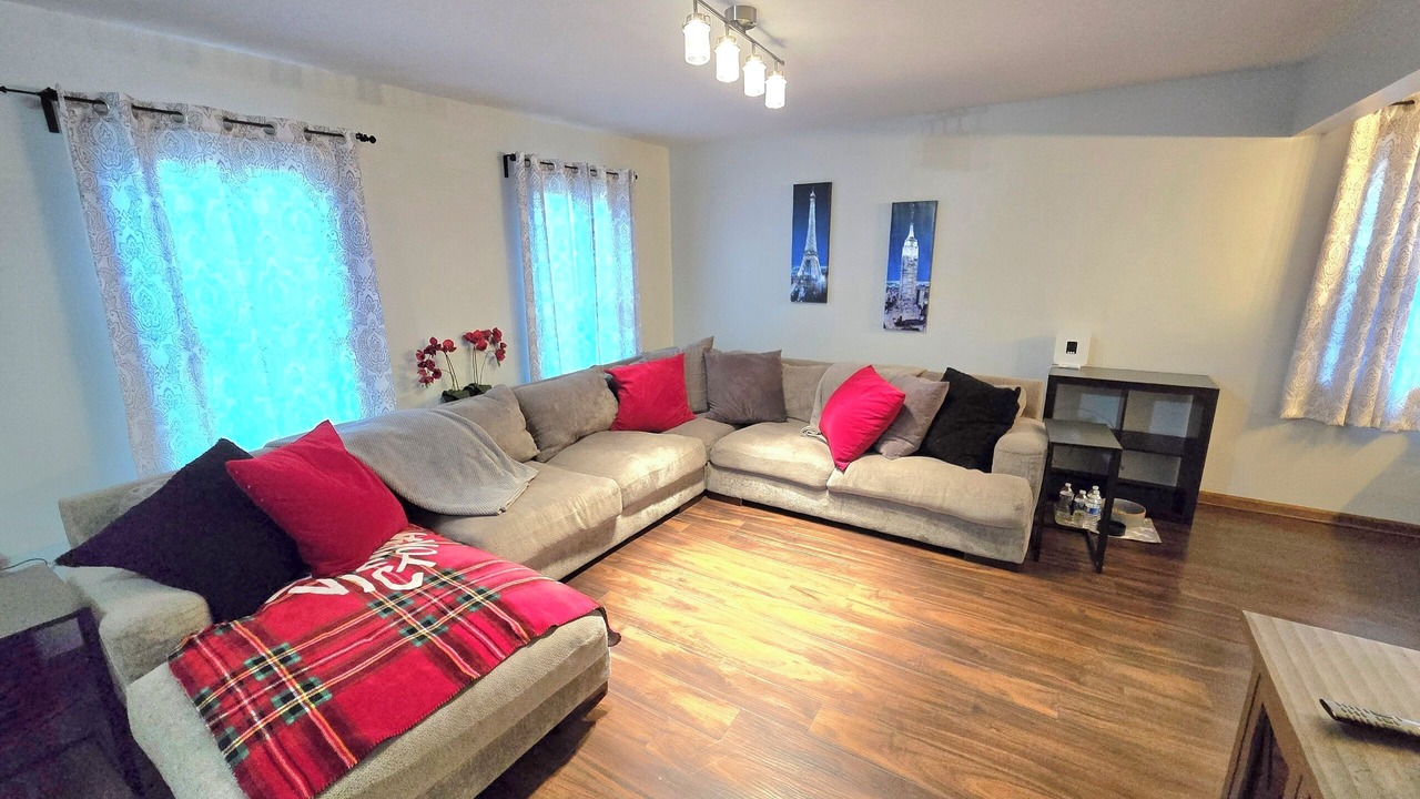 Photo of Livingroom in Fox Valley