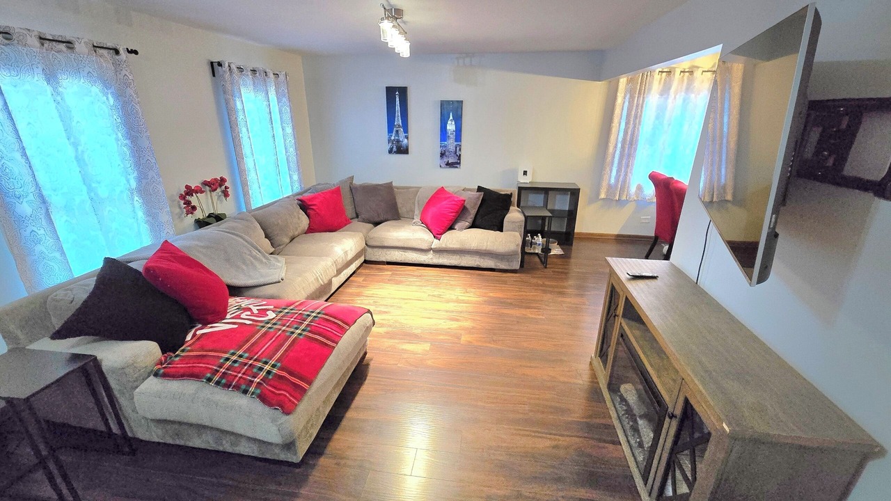 Photo of Livingroom in Fox Valley