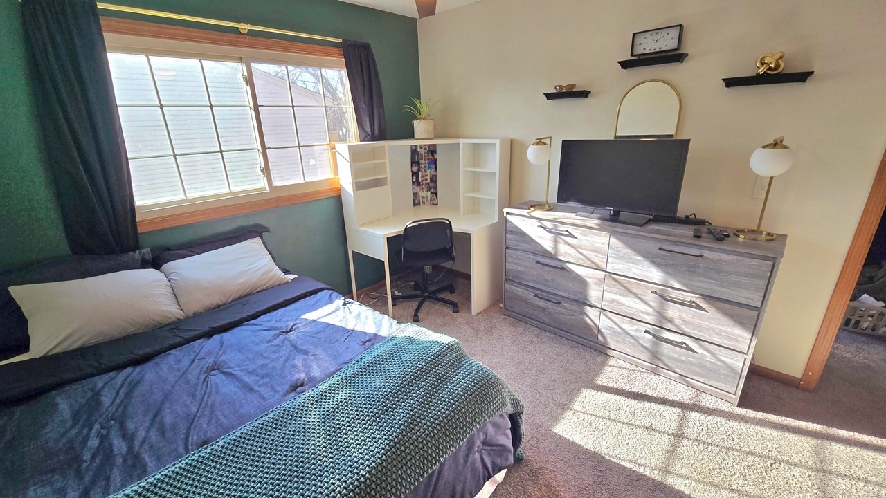 Photo of Bedroom in Fox Valley