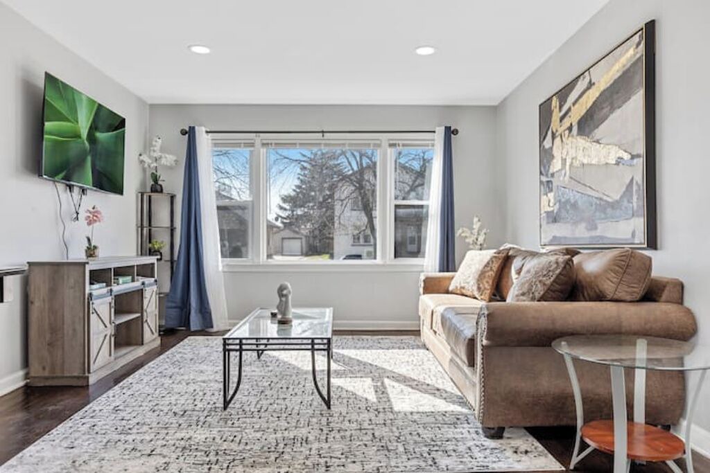 Photo of Livingroom in Waukegan