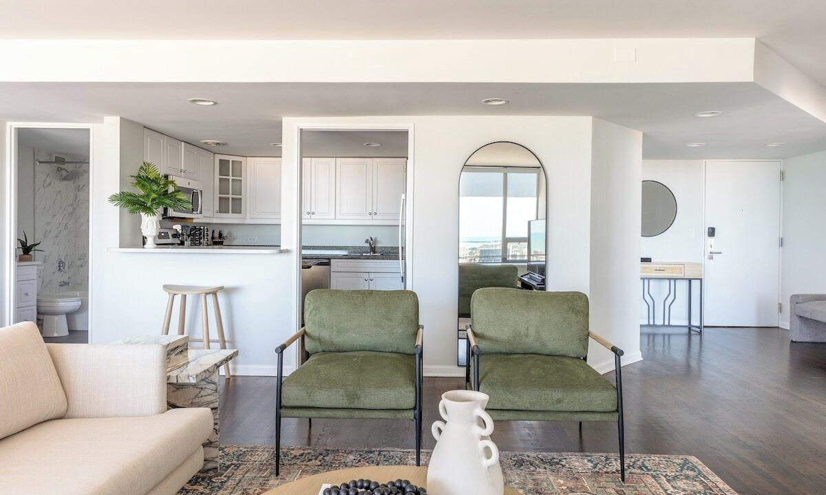 Photo of Livingroom in Rush and Division