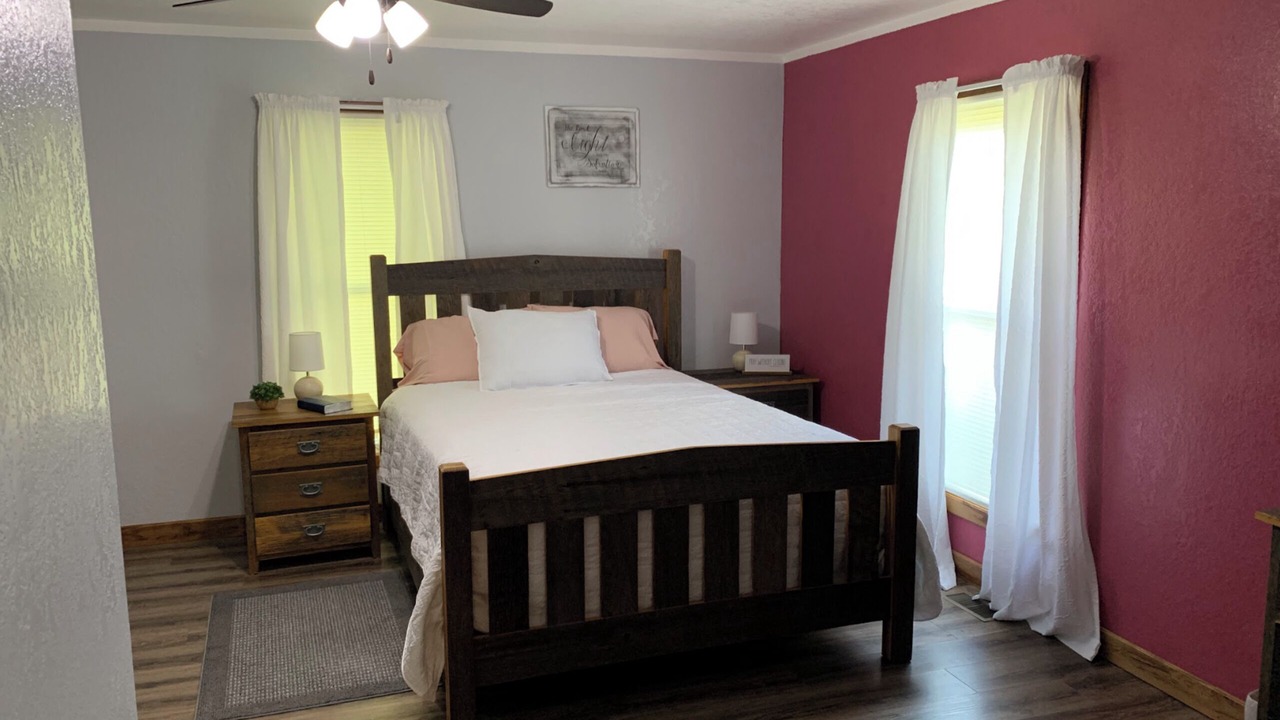 Photo of Bedroom in Flat Rock