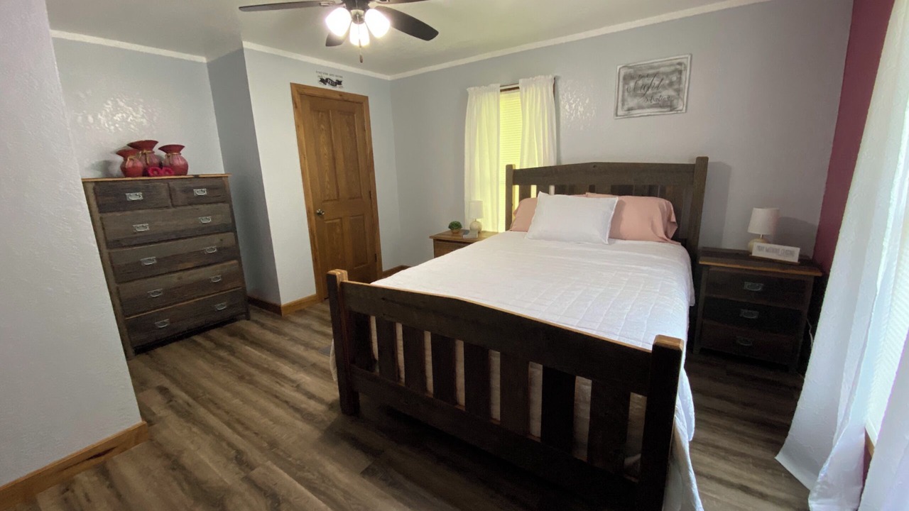 Photo of Bedroom in Flat Rock
