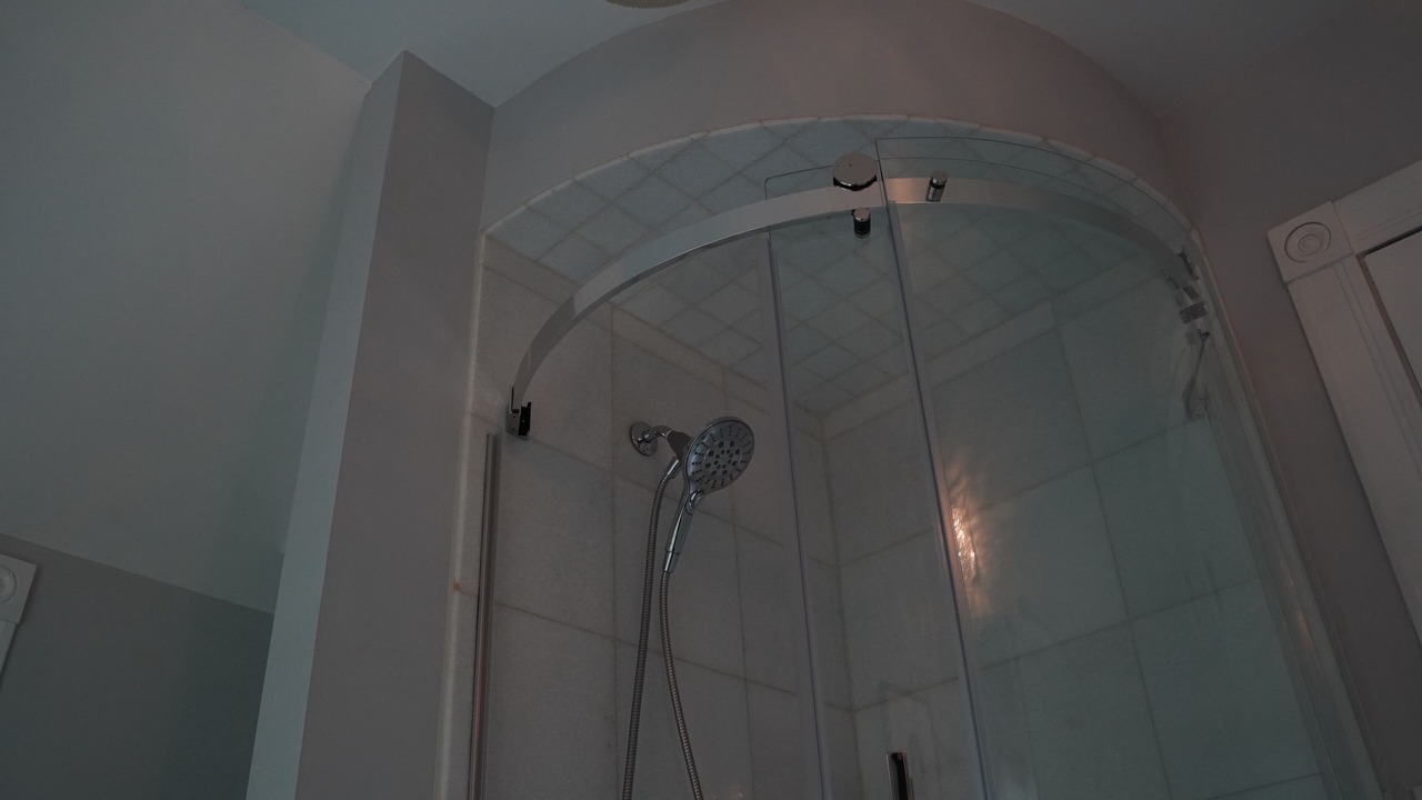 Photo of Bathroom in Oak Park